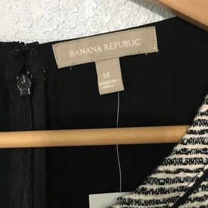 Banana Republic Tops - Banana Republic Sleeveless Textured Top Banana Republic Tops - Banana Republic Sleeveless Textured Top